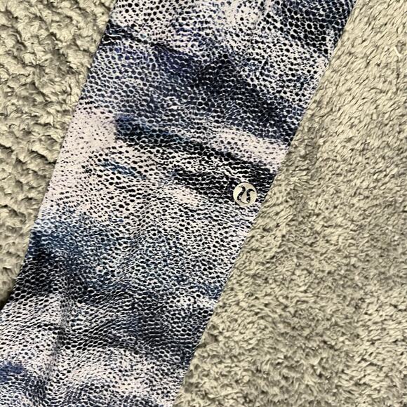 Lululemon Leggings Pants Womens 4 Fast & Free Full Length Blue Patterened - Picture 4 of 8